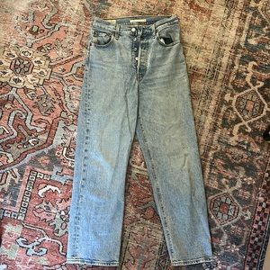 Levi Ribcage straight- size 26
